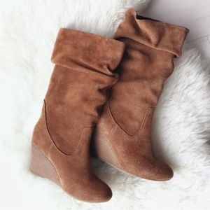 New Wedge suede tall slouchy boots Le Chateau 8
